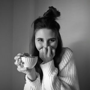 Meet your Posher, Elsa